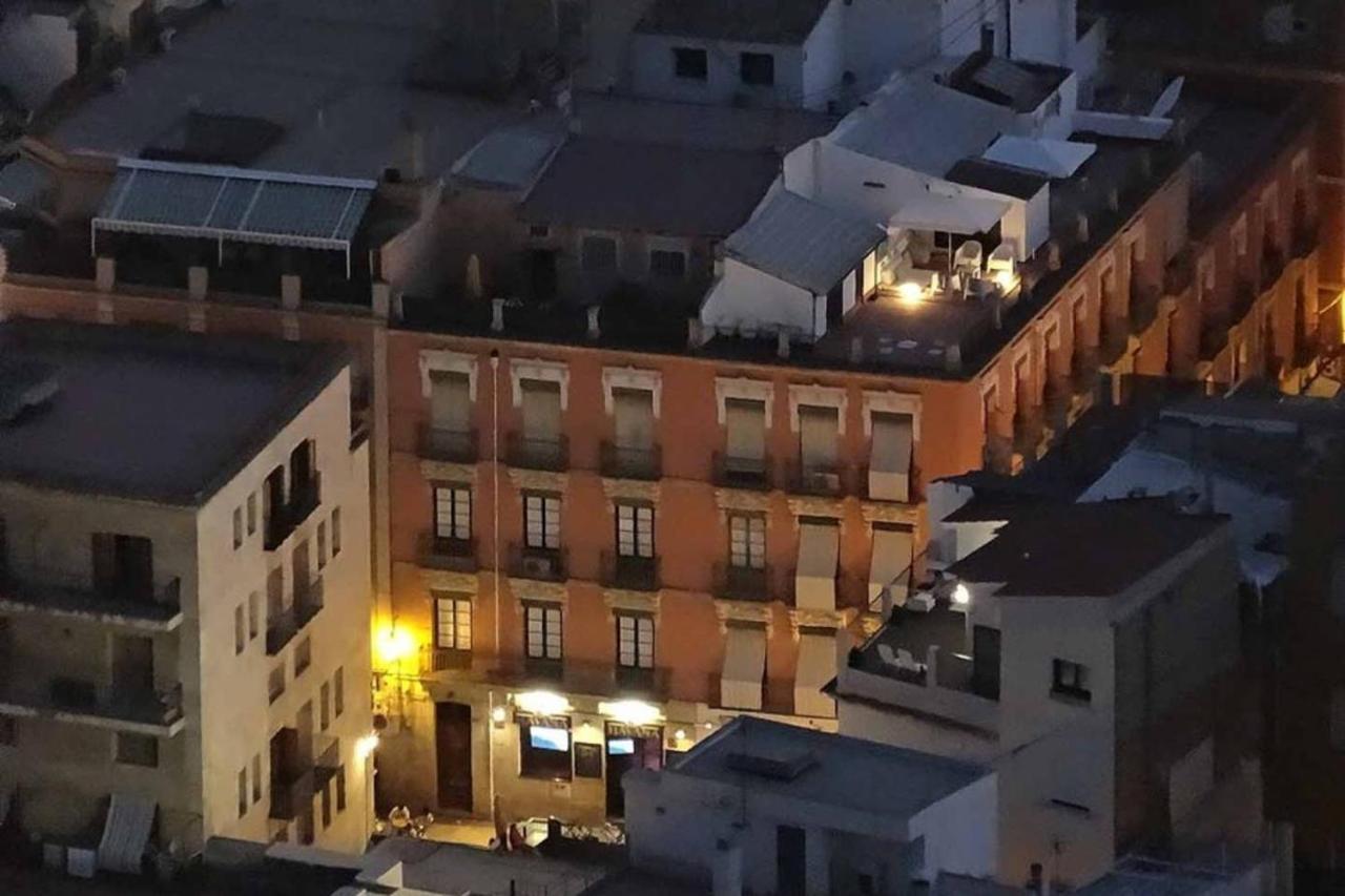 Alc - Stylish Studio With Fantastic Terrace, Old Town Alicante Buitenkant foto